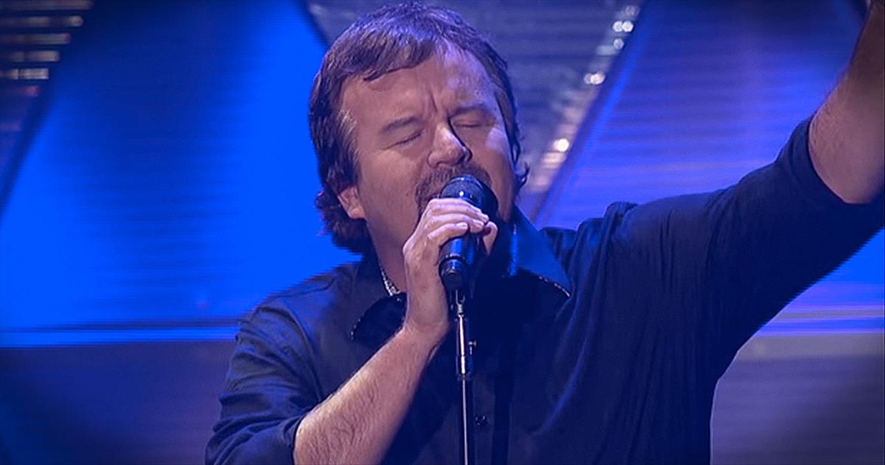 Casting Crowns Sings 'At Calvary' And My Heart SOARED! - Christian ...