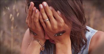 Cimorelli is a musical group made up of six talented sisters. And these inspirational girls decided to speak out against bullies through their song 'You're Worth It'. And the powerful message of knowing your worth and loving yourself rings true no matter who you are. 