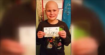 12-year-olds Stella Usiak and Lucas Lowe are bravely battling cancer. But their individual battles has bonded them together and created a beautiful friendship. The love that these two fighters share has me reaching for the tissues.