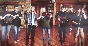 Musical Family Of 14 Shares How They're Reaching The World Through God