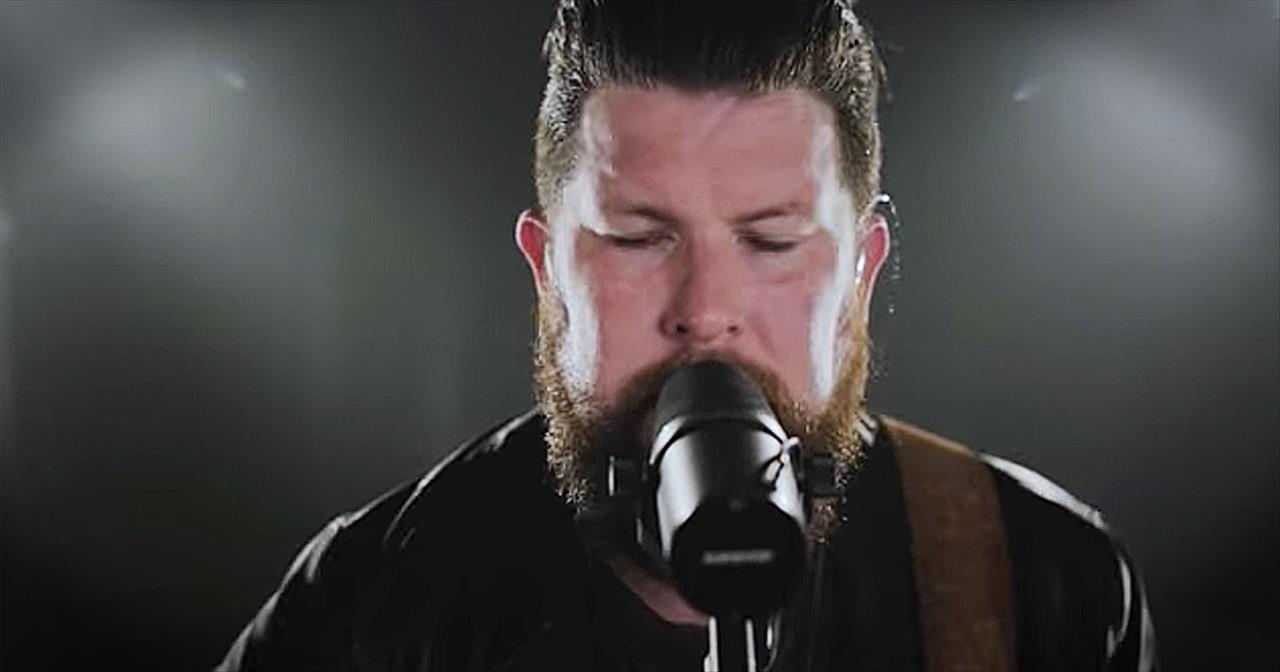 Chain Breaker Powerful Live Performance From Zach Williams