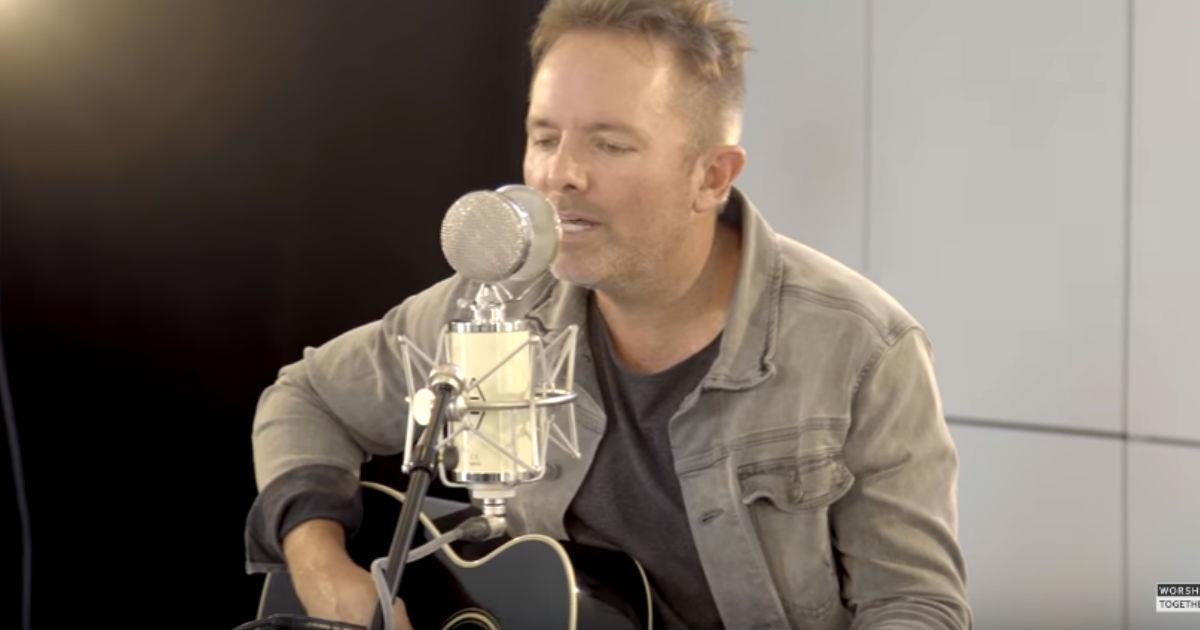 Worship With Chris Tomlin And Friends With Acoustic 'He Lives