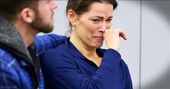 Figure skater Nancy Kerrigan is best known for being a talented Olympian. But behind the scenes, Nancy struggled to start a family with her husband. After the birth of her son, Nancy suffered 6 miscarriages in 8 years, but they never lost hope that their family would expand. Then the Lord blessed this couple with 2 additional children. Today, Nancy is telling her story through dance with this beautiful performance on Dancing With The Stars. What a moving moment!