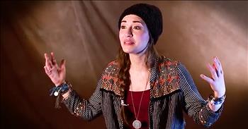 Lauren Daigle Discusses Faith After Losing Grandfather