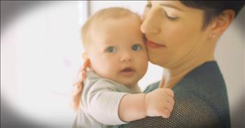 These moms sat down to write a letter to their pre-baby selves. And what these moms said about the trials and joy that is about to come their way will put a tear in the eye of any mom. Though motherhood is such a sacrifice the joys that come with are truly incredible! What these mom say in these letters are so beautiful and are such an amazing tribute to moms this Mother's Day!