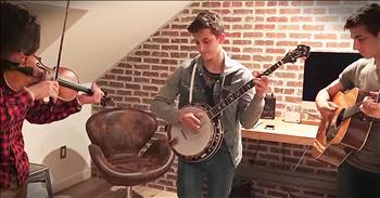 The 3 brothers of Sleepy Man are back with another bluegrass jam in their bedroom. I just love hearing these talented guys get together for some good old-fashioned music. Who else can't get enough of this sound?