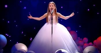 This young girl stunned all the judges with her incredible opera audition on Arab's Got Talent. I can't believe that such a big voice came from such a little girl. We will definitely be seeing more of this talent in the future. Wow!