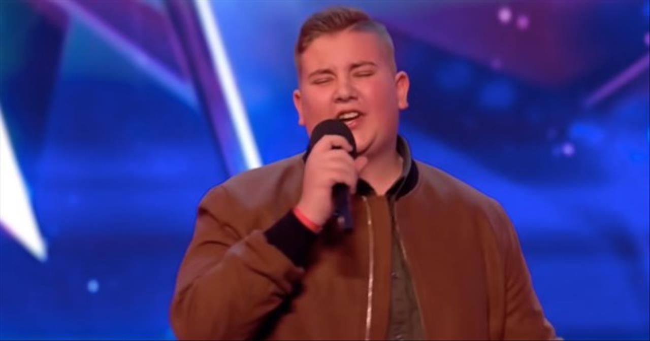 Teen Told To Get Singing Lessons Brings The House Down With 'Hallelujah' Audition