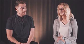 Couple Sings '10,000 Reasons' And 'What A Beautiful Name'