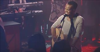 'See The Light' - Travis Greene