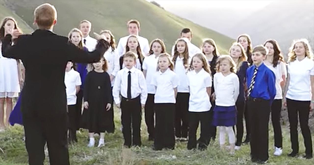 Children's Choir Sings Christian Version Of 'Hallelujah'