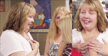 11 years ago, 22-year-old Matthew Boylen passed away in a car accident. Despite his tragic death, Matthew was able to live on when his heart was donated to Lucy Boenitz. 

This heart donation saved Lucy's life. Because of this incredible gift, Lucy is now able to live a normal life. Fast forward to today and Matthew's family has gathered to meet Lucy for the very first time. They will also get to hear Matthew's heart beat again in Lucy's chest. 

Matthew's mom Donna was the most nervous about this monumental day. And you can't help but tear up as you watch her walk up to Lucy and listen to that amazing sound. The moment is absolutely heartwarming. Who else is shedding some tears? 