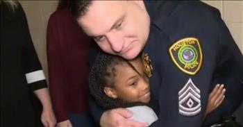 7-year-old Rosalyn Baldwin has made it her goal to spread love and appreciation all over the country. And this kind-hearted little girl has made it her mission to hug police officers in all 50 states. 

Rosalyn knows that police officers have a tough job and they put their life on the line each and every day. So she wanted to make sure that they knew just how appreciated they truly are. When Rosalyn heard about the police officers who were killed in Dallas recently, it touched her so much. 

That's when she knew that giving a simple hug will be her way of showing how thankful she is for their service. This determined girl is halfway through her ambitious goal and Rosalyn is certain that God sent her on this mission. We have a lot to learn from the special little girl! 