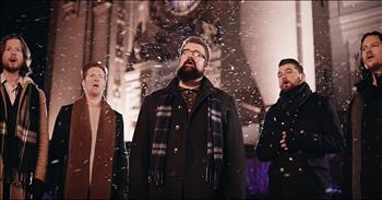 5 Men Sing 'Silent Night' A Cappella