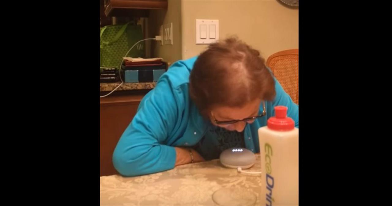 Funny Italian Grandma Tries To Talk To Google Home - Comedy Videos