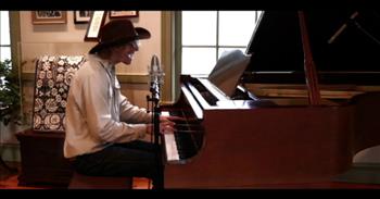 Barefoot McCoy performing Morning Has Broken by Eleanor Farjeon (Cat Stevens arrangement) at Historic Roscoe Village.