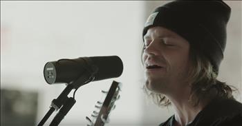 'Hallelujah Our God Reigns' - Passion Acoustic Performance