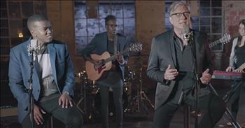 Acclaimed Christian musician and producer, Don Moen teams up with Loyiso Bala for an incredible rendition of the classic hymn ‘How Great Thou Art.’ This hymn is always a blessing to hear and this duo uses their talented vocals to give all the praise to the Lord.

“O Lord, my God, when I in awesome wonder 
Consider all the worlds Thy Hands have made 
I see the stars, I hear the rolling thunder 
Thy power throughout the universe displayed” 

Our Lord is mighty and great. Each day, He gives us so many blessings we are grateful for every one. Through His wisdom and power, God proves over and over why He is beyond worthy of all our love and praise. Today, Don Moen, Loyiso Bala and an incredible worship team are put those feelings into words with this hymn favorite.

“Then sings my soul, my Saviour God, to Thee 
How great Thou art, how great Thou art 
Then sings my soul, my Saviour God, to Thee 
How great Thou art, how great Thou art” 

God loves us no matter. These lyrics are the perfect reminder that despite our sins, the Lord will always stand by our side. It is such an amazing feeling knowing that we serve such a loving and caring Father in Heaven. Who else is saying amen right now?

Psalm 147:4-5 “He determines the number of the stars; he gives to all of them their names. Great is our Lord, and abundant in power; his understanding is beyond measure.”