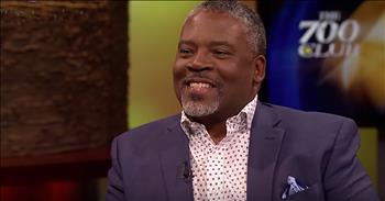 ‘Last Man Standing’ actor Jonathan Adams sits down with The 700 Club to share his journey to faith. 51-year-old Jonathan Adams has appeared in numerous roles over the years, but he is most recognized for his character Chuck Larabee on FOX’s ‘Last Man Standing.’ 

Chuck is the friend and neighbor of Tim Allen’s character, Mike Baxter. The show was successful for six seasons on ABC before being cancelled. But an outpouring of support from fans caused the show to be resurrected on FOX. 

Today, Jonathan Adams is opening up about another side of him that people may not know and that is his faith. Jonathan did not grow up in church. He explains that his family only visited on special occasions. “We were what I like to call CEO Christians. We were Christmas and Easter only and that was really all we would do.” 

For years, Jonathan described himself as agnostic, but that all changed when he met his future wife, Monica. Monica was a devout Christ follower and she brought Jonathan closer to God than ever before. Now, he relies on his faith when looking at potential roles and carefully considers the content of scripts. 

On the show, Jonathan’s character has a lot of different opinions than Mike Baxter. But they both come together on the topic of faith and family. The audience notices this key factor and it is a big reason why there is so much support for this show. I’m so glad that Jonathan was able to speak on his faith and inspire others to live a life for Christ. 