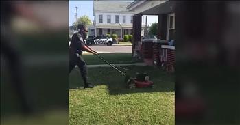 One police officer is being commended for her kindness after stopping to mow the grass for a woman in the severe heat. 

When you are a police officer, your days are anything but predictable. When you start a shift, you never quite know what your workday is going to be like. And every officer knows that some days can be far more emotional than others. 

On Independence Day, Officer Bree Wilson was patrolling a neighborhood when she spotted an elderly woman attempting to mow her lawn. “Her face was flushed. She was sweating profusely. Definitely didn’t want to come back for an emergency call. Watched her for a little bit down the road, and my instinct was like ‘I need to go back and mow that grass.’” 

The temperature was very hot and Officer Wilson decided to turn her car around and take over the lawn care duties for the day. She asked the woman to take a seat and that’s when Officer Wilson started to push the lawn mower. 

A local barbershop owner spotted the scene and quickly ran over to catch a video. He was so overcome by this officer’s act of kindness that he wanted to share the moment with the world. “I was just happy to see her stop, take time out of her day on Independence Day and mow the lawn for somebody else.” 

After Officer Wilson finished, the woman asked how much she owned for the grass cutting. This incredible police officer left her with a few powerful words. “You owe me a smile. Pay it forward. Have a blessed day.”