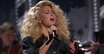 Award-winning artist Tori Kelly performs a stunning live rendition of ‘Do You Hear What I Hear’ at the 2019 CMA Country Christmas. 

Tori Kelly has been a staple on the music scene for years. But the road to success wasn’t always easy. After signing with a record label early on, Tori was released without warning. Then, she faced rejection after failing to advance on American Idol. 

Tori felt lost but that’s when she turned to God and started to write and record her own music. She posted the videos online and quickly became an Internet sensation. After mainstream success, Tori even went on to record her first gospel album in 2018. 

Today, she is performing a beloved holiday song at the annual CMA Country Christmas. Just listen as she belts out the beautiful words of ‘Do You Hear What I Hear?’

“Said the night wind to the little lamb
Do you see what I see
Way up in the sky little lamb
Do you see what I see
A star, a star
Dancing in the night
With a tail as big as a kite”

These words remind us of the real reason for the Christmas season. Jesus was born in a manger in Bethlehem and a star guided all of those to Him. What a beautiful blessing to sing about. Amen!

Isaiah 9:6 “For to us a child is born, to us a son is given; and the government shall be upon his shoulder, and his name shall be called Wonderful Counselor, Mighty God, Everlasting Father, Prince of Peace.”
