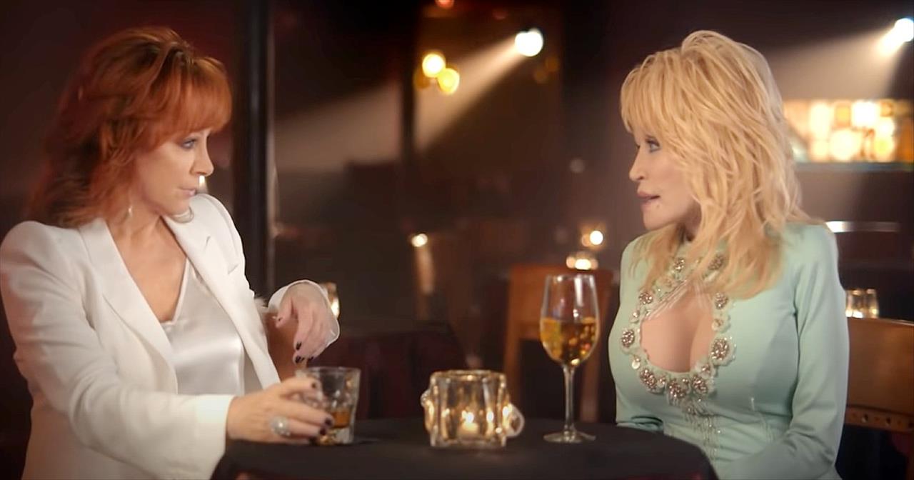 'Does He Love You' Reba McEntire And Dolly Parton Duet