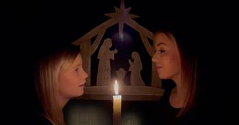 <b>7:</b> 2 Sisters Sing A Christmas 'Hallelujah'