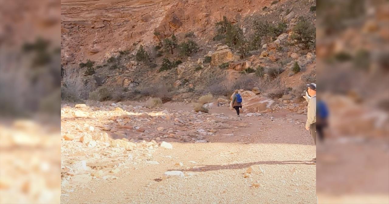 Woman Sings Powerful Rendition Of 'Amazing Grace' In A Canyon