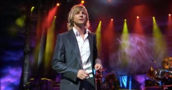 <p>Check out this great video of Celtic Thunder featuring Keith Harkin performing the hit song &lsquo;I Want To Know What Love Is&rsquo; by Foreigner.</p>

<p>&ldquo;I&#39;ve gotta take a little time, a little time to think things over, I better read between the lines<br />
In case I need it when I&#39;m older, this mountain, I must climb, feels like a world<br />
Upon my shoulders, through the clouds, I see love shine. keeps me warm as life grows colder&quot;</p>

<p>What a great song, and what a wonderful performance of it! This video was filmed live in Dublin in 2007 and features the talented singer Keith Harkin. And the popular song &lsquo;I Want To Know What Love Is&rsquo; by Foreigner was released in 1984 as part of their album titled Agent Provocateur.</p>

<p>&quot;In my life, there&#39;s been heartache and pain, I don&#39;t know if I can face it again<br />
Can&#39;t stop now, I&#39;ve traveled so far, to change this lonely life, I wanna know what love is<br />
I want you to show me, I wanna feel what love is, I know you can show me&rdquo;&nbsp;</p>

<p>Celtic Thunder made its debut tour across North America in 2008, and the group has toured every year since! Celtic Thunder has performed live to more than 3 million people worldwide.</p>

<p>This year, Celtic Thunder are setting off on their biggest tour of North America to date, 75 cities in the US &amp; Canada. And on their website, they share about what you can expect from their 2022 North American tour.</p>

<p>&ldquo;The show features soloist Ryan Kelly, Neil Byrne, Emmet Cahill, and Damian McGinty along with the Celtic Thunder Band in Solo and Ensemble Numbers that pays homage to their Celtic roots,&rdquo; reads their <a href="https://www.celticthunder.com/tour/">website</a>. &ldquo;Each magical performance of Celtic Thunder &lsquo;Ireland&rsquo; offers something for the entire family, and will enthrall their legions of fans that has gained Celtic Thunder the mantle of Top World Music Act in Billboard four times over!&rdquo;</p>

<p>We hope that you enjoyed this video of Celtic Thunder&rsquo;s rendition of this 80&rsquo;s hit today!</p>
