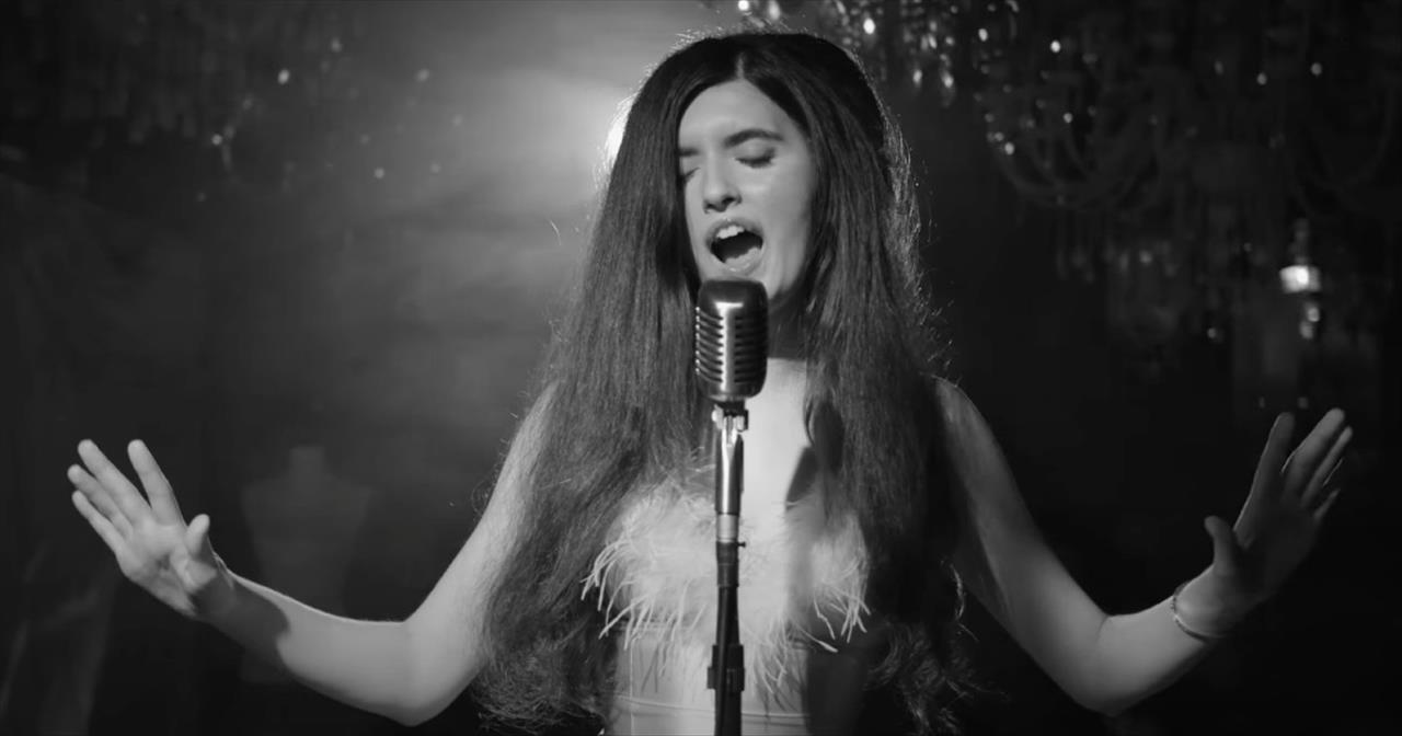 16-Year-Old Viral Voice Angelina Jordan Sings 'I Have Nothing' - Videos