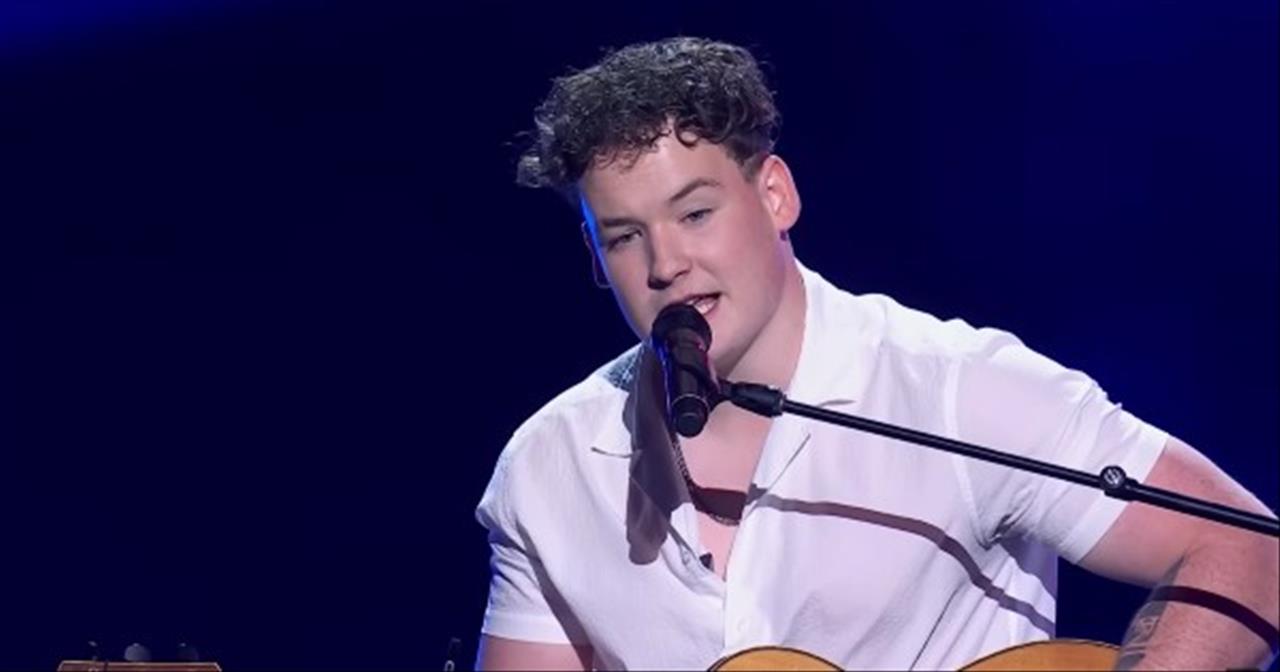 Young Crooner Slows Down ‘Simply The Best’ For Epic Blind Audition On ...