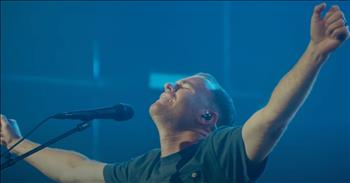 <p>Several talented Christian musicians, including Bethel Music, Hannah McClure and Noah Paul Harrison, turned in a moving performance of &ldquo;Lift Up Holy Hands/He&rsquo;s Alive.&rdquo;</p>

<p>Without Christ&rsquo;s loving and awe-inspiring sacrifice, all would be lost, condemned to live out their days in their sin and shame. But because He willingly went to the cross, taking all sin and guilt upon Himself, forgiveness and everlasting life with Him is possible.</p>

<p>But He didn&rsquo;t just die on the cross, never to return. Days later, when those who went to check on Christ&rsquo;s body, they found the grave empty and the stone rolled away. Christ was nowhere to be found in the tomb.&nbsp;</p>

<p>He has risen!&nbsp;</p>

<p>He won the victory over sin, death and hell. Praise His excellent name!</p>

<p>In a <a href="https://www.youtube.com/watch?v=nbdP1w6cmoQ">clip posted on YouTube</a>, several musicians sing praise and worship to Him, singing about the one true and risen King!&nbsp;</p>

<p>&ldquo;Oh, oh, He&rsquo;s alive, and He&rsquo;s alive and He is risen</p>

<p>Lift your voice, lift up your faith today</p>

<p>He&rsquo;s alive, and He&rsquo;s alive, and He is risen</p>

<p>Oh, sing holy&rdquo;</p>

<p>&nbsp;</p>

<p>As the musicians put on their outstanding and emotional performance, the crowd, looking on, sings along and lifts their hands up in praise.&nbsp;</p>

<p>Seeing that many people praise and worship the Lord together is a moving scene.&nbsp;</p>

<p>What a sight and a shock it would have been to come up to the tomb of Jesus Christ that Easter Sunday morning and see His grave empty. Those women must have been instantly flooded with questions and concerns. But they had no reason to worry or to be concerned, for He is risen.</p>

<p>The one they call Jesus, the Savior, He is alive! Praise God.</p>

<p><em><a href="https://www.godtube.com/bible/luke/24-2">Luke 24:2</a><a href="https://www.godtube.com/bible/luke/24-3">-3</a> &ldquo;And they saw that the stone had been rolled away. And they went in, but the body of the Lord Jesus was not there.&rdquo;</em></p>
