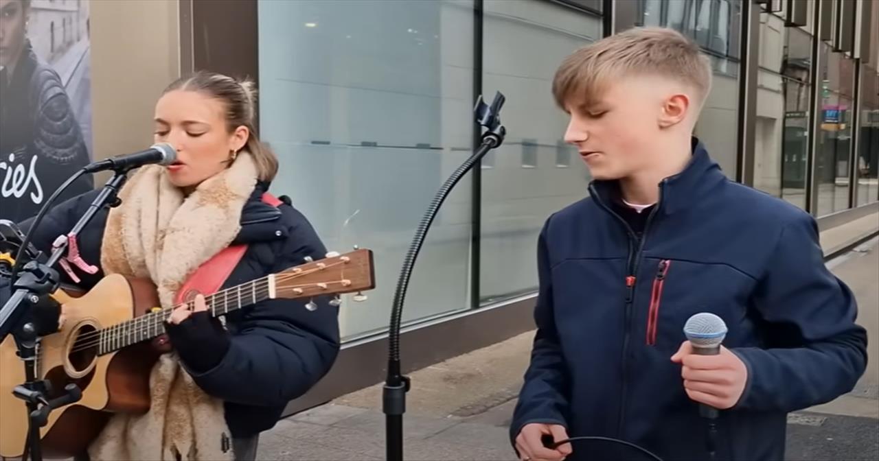 14-Year-Old Nails Chuck Berry's 'Johnny B. Goode' in Stunning Cover