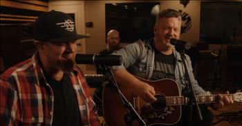 <p>A massively talented Christian music duo, Shane &amp; Shane, gave a moving acoustic performance of &ldquo;Psalm 34 (Taste and See).&rdquo;</p>

<p>The world can leave even the most sane and well-adjusted person with dozens of questions, often pushing them to the brink. Situations and circumstances can be overwhelming and confusing. Doubts and questions about God may pop up in even the most faithful and committed followers&rsquo; minds.&nbsp;</p>

<p>If they are honest, most people will admit to a time or two when they questioned God and His plan. Times will occur when we might feel and believe that God no longer cares, is not listening and has gone missing. Sadly, doubt and fear are natural and part of our human nature.&nbsp;</p>

<p>But God is faithful, righteous and loving and never leaves nor forsakes us, especially during our time of need. Call upon Him, and He will answer. Reach out to Him, and He will respond.</p>

<p>In a <a href="https://www.youtube.com/watch?v=el3ChYzPAsc">clip posted on YouTube</a>, the praise and worship duo Shane &amp; Shane (Shane Barnard and Shane Everett) put on a stunning and moving acoustic performance of &ldquo;Psalm 34 (Taste and See).&rdquo;&nbsp;</p>

<p>Of course, as the song&rsquo;s title indicates, the lyrics are from Psalm 34 in the Old Testament, originally written by David. The lyrics are absolutely beautiful about believing in and trusting the Lord during life&rsquo;s storms and battles. Not only is it about trusting Him, but the tune is also about God's faithfulness and how He delivers each and every time.</p>

<p>The song&rsquo;s opening verse perfectly captures God&rsquo;s enduring love and faithfulness.</p>

<p>&ldquo;I sought the Lord</p>

<p>And He answered me</p>

<p>And delivered me</p>

<p>From every fear&rdquo;</p>

<p>&nbsp;Praise God!&nbsp;</p>

<p>As Shane and Shane sing and the psalmist originally wrote, God does not respond 10% or 50% of the time but every single time. He is faithful.&nbsp;</p>

<p><em><strong><a href="https://www.godtube.com/bible/psalms/34-4">Psalm 34:4</a></strong> &ldquo;I was searching for the Lord, and he gave ear to my voice, and made me free from all my fears.&rdquo;</em></p>
