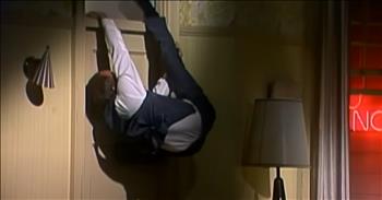 Tim Conway Checks Into Horrible Hotel In Hysterical Sketch