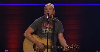Tim Hawkins Tees Up Laughs with His Side-Splitting Golf Song