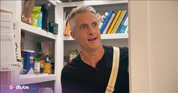 Husband’s Impression of Wife During Back-to-School Season Is Comedy Gold