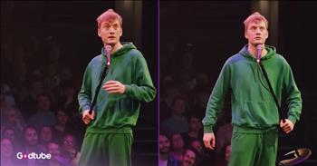 Comedian Gets Heckled — and It’s Shockingly Polite (and Hilarious)