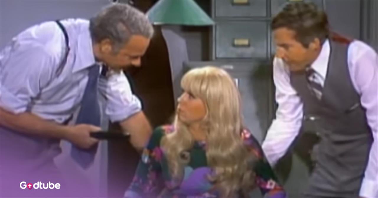 Police Investigation Takes an Unexpected, Hilarious Turn in Carol Burnett Show Skit | The Mission WMCA - New York, NY