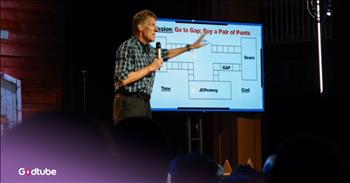 Comedian Shows He and His Wife Shop Differently, and She Has Perfect Response