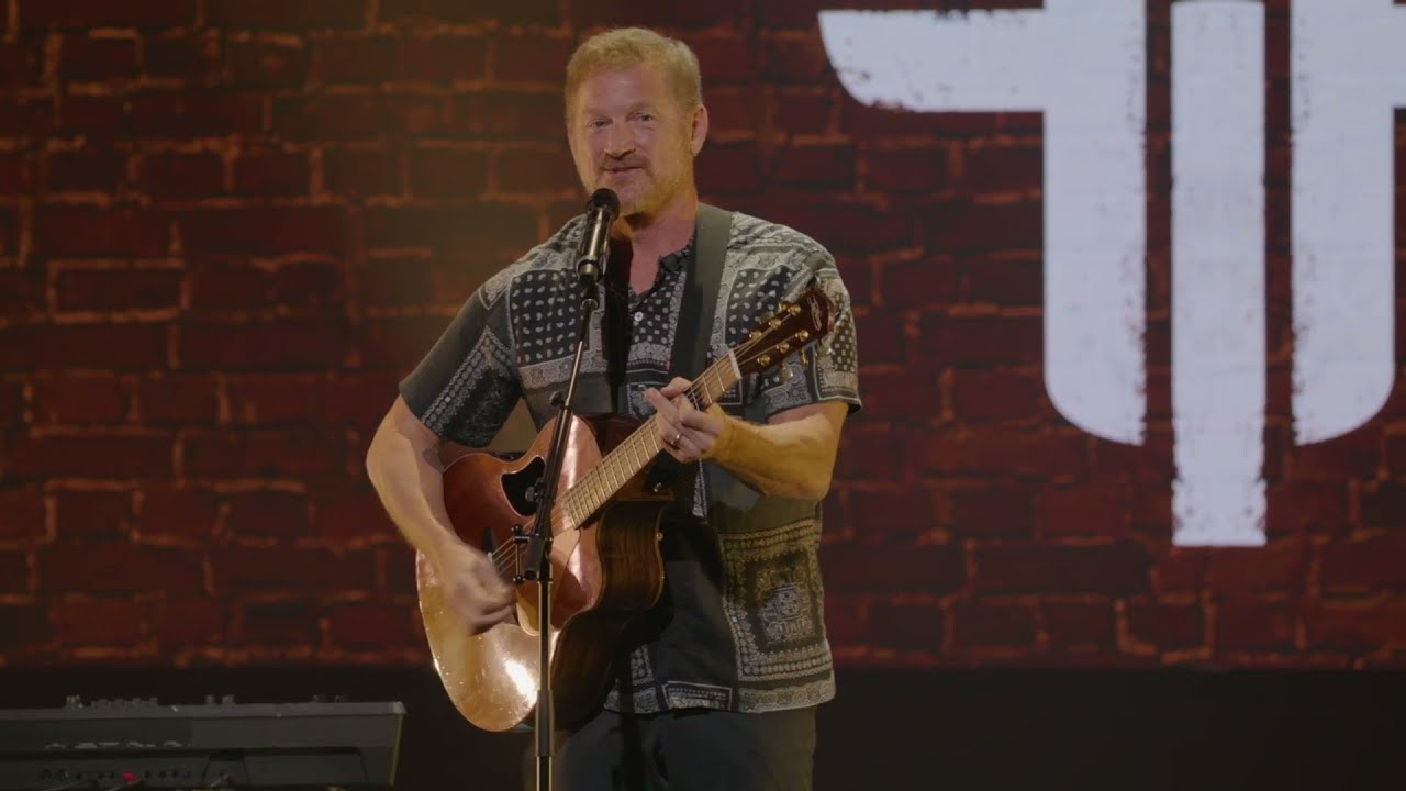 <p>Musical comedy master Tim Hawkins takes the stage to explore how the <em>Star-Spangled Banner</em> would sound if it were performed by different iconic music legends. Ranging from a relaxed reggae Bob Marley tribute to a high-pitched, screeching Guns N' Roses rock opera, he puts a hilarious twist on a patriotic classic.</p>
