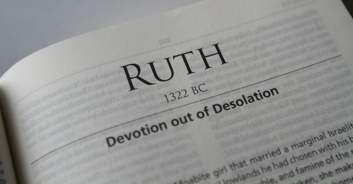 open Bible to book of Ruth, Ruth summary