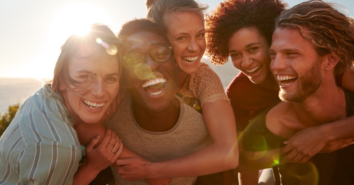 20 Ways to Cultivate the Lifelong Friendships You Long For