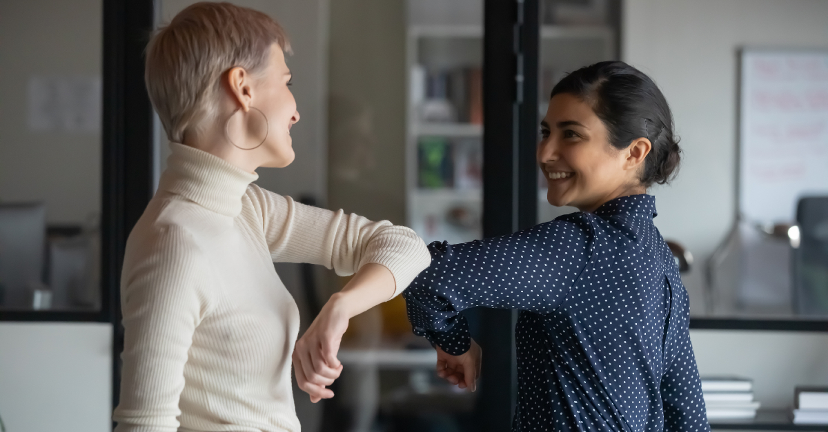 social distancing coronavirus women in the office