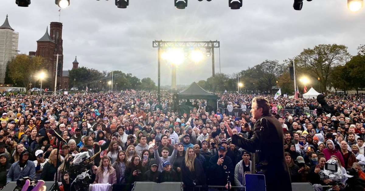 Sean Feucht on X: This sound captured LIVE on the National Mall in  Washington, DC will SHATTER darkness, oppression & hopelessness! Out at  midnight everywhere 🔥⚡️🙌🏽 #KingdomToTheCapitol   / X