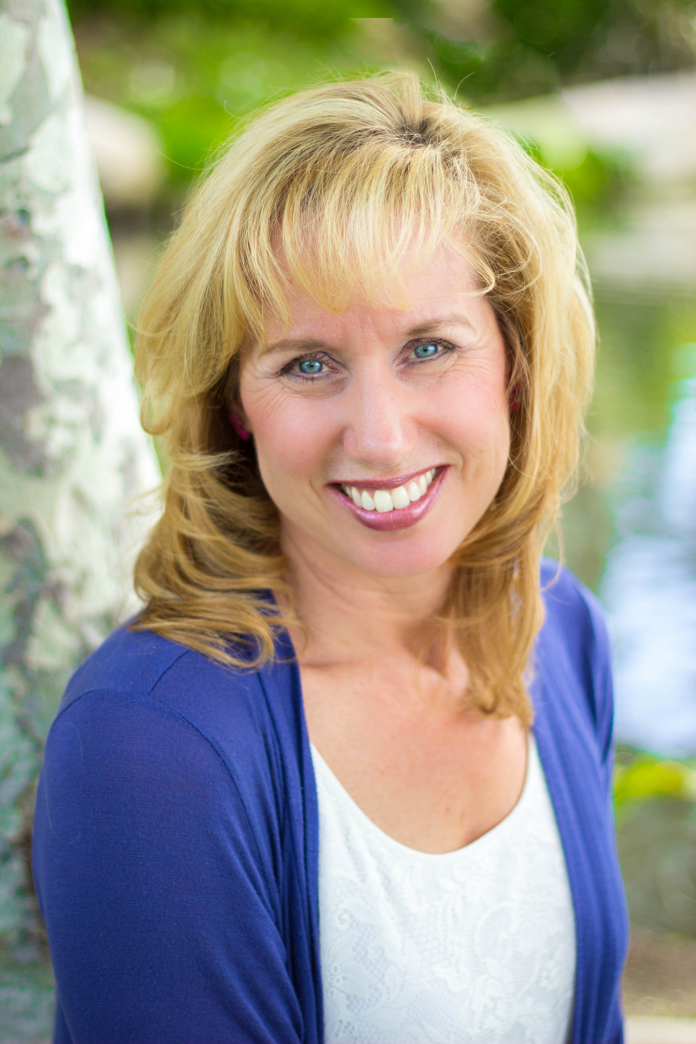 Cindi McMenamin headshot