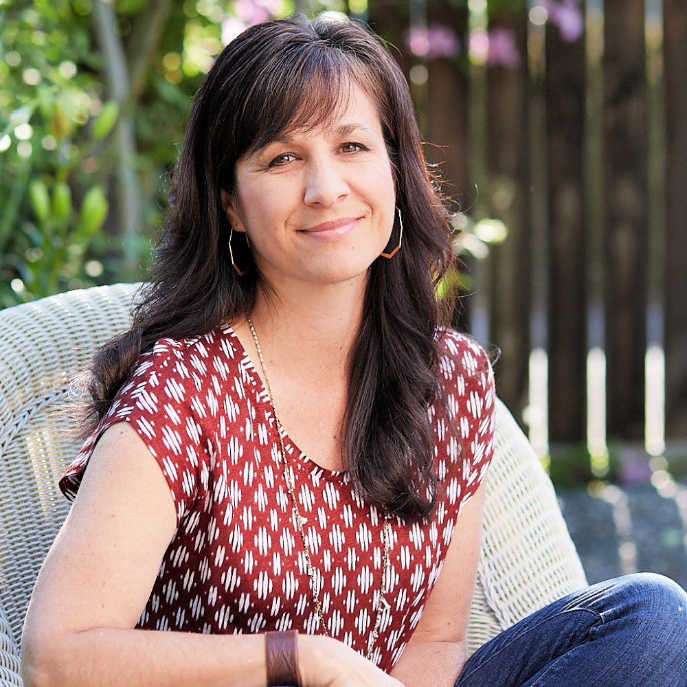 Julie Sanders headshot