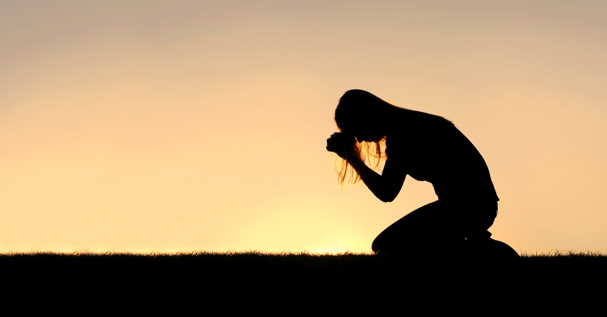 Sit, Stand, or Kneel? What is the Right Position for Prayer? - Prayer &  Possibilities