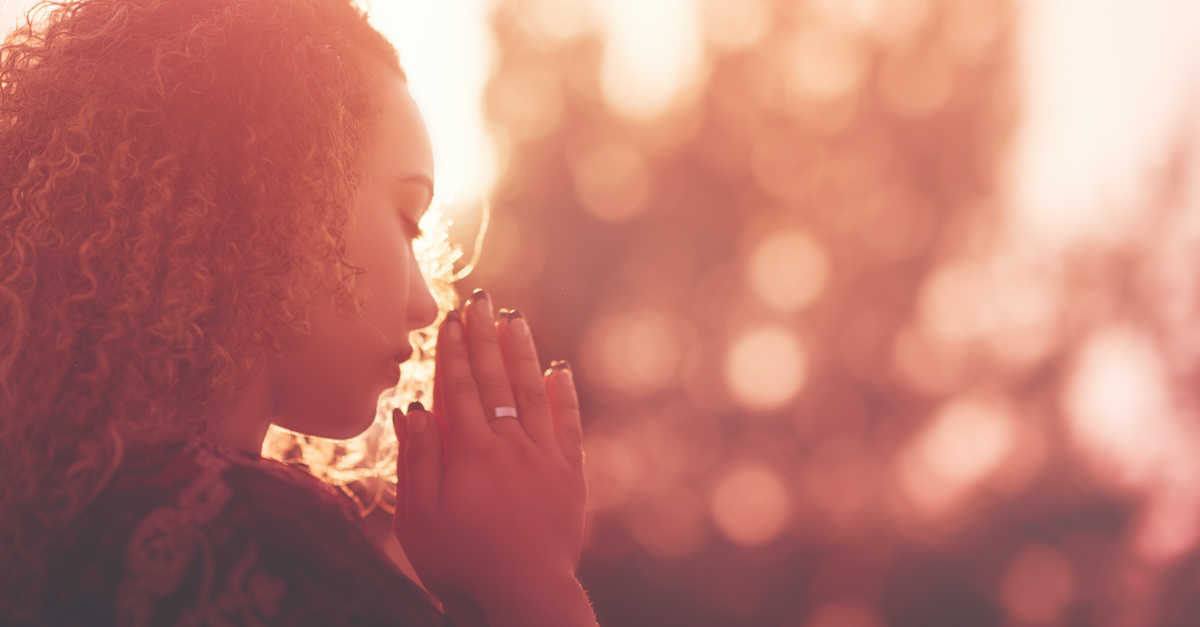 woman praying outside, bible verses about wisdom