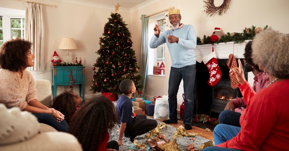 7 traditions to make Christmas unforgettable for your grandchildren